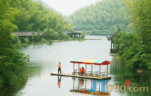 2010092016000442257.jpg
