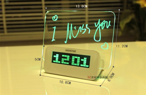 这一款售价高达1597元的闹钟似乎只有土豪们才会购买。不过它在设计上充满了北欧的简约硬朗风格,黑色的 ...   这一款售价高达1597元的闹钟似乎只有土豪们才会购买。不过它在设计上充满了北欧的简约硬朗风格,黑色的 ...