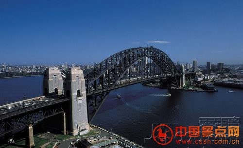 095539E54-4.jpg