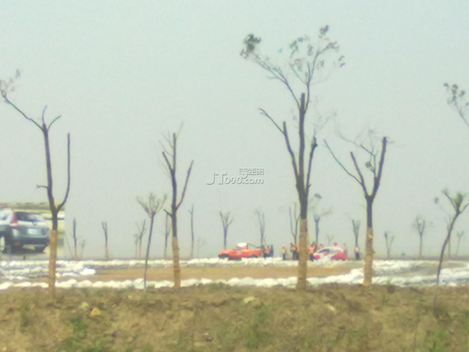 201105061868.jpg