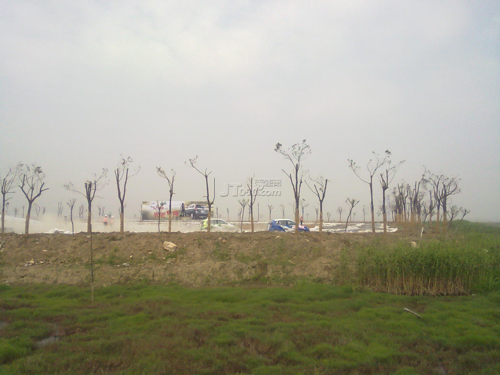 201105061774.jpg