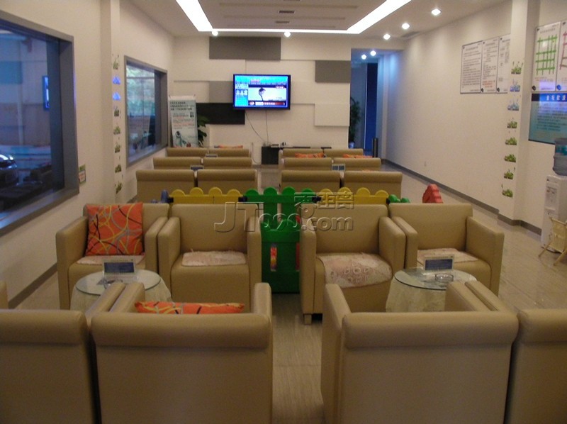 SANY0010_.jpg