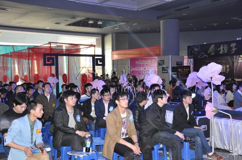 145901j0f3wii5wqr8i9lw.jpg.thumb.jpg